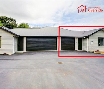 Modern 2-Bedroom, 2-Bathroom Gem in Forest Lake - Photo 6