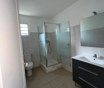 A LOUER TRES GRAND ET BEAU T3 QUARTIER GERBEAU FORT DE FRANCE AVEC ... - Photo 2