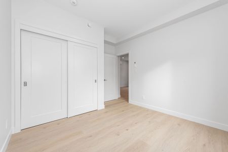 For Lease - 250 Shakespeare Street Unit# 4, Vanier and Kingsview Park, Ontario - Photo 4