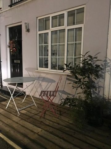 3 Bed Terraced House, Huntsworth Mews, NW1 - Photo 4