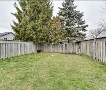 For Lease - 7 Roman Crescent, London East, Ontario - Photo 2