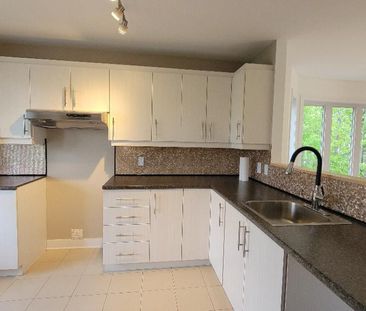 Maison De Ville Située à Prévost - Photo 3