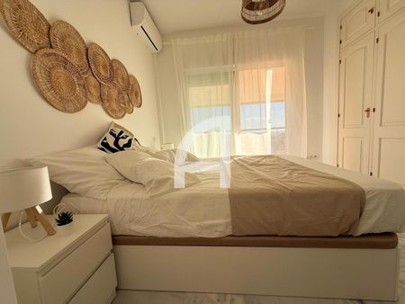 Piso de alquiler en Timón, 21, Zona Centro Comercial Torrequebrada - Photo 3