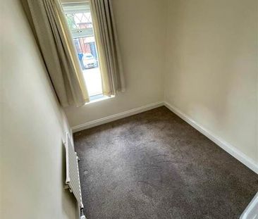 31 Lansdowne Park, Belfast, BT15 4AF - Photo 1