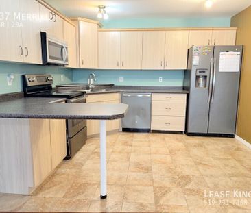 437 Merrill - Photo 5