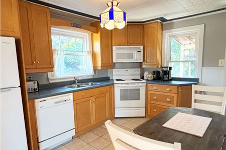 For Lease - 330 Mary Street, Niagara-on-the-Lake, Ontario - Photo 4