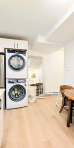 **Because You Deserve Renovated 4 1/2 Parking Included, Metro Lasalle, Verdun** - Photo 3