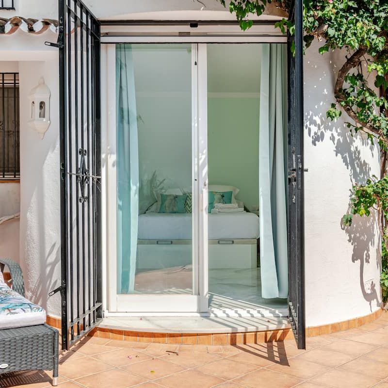 Alquiler Villa en Milla De Oro, Marbella - Photo 1