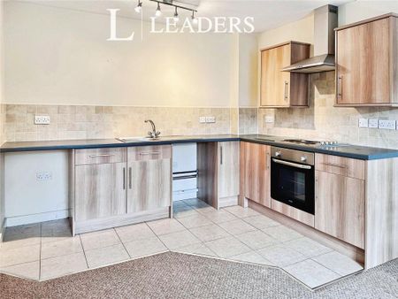 1 bedroom flat to rent - Photo 4