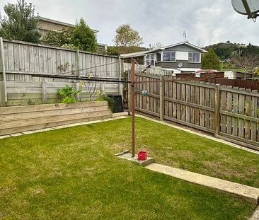 Charming 2BR Home in Green Island - Photo 2