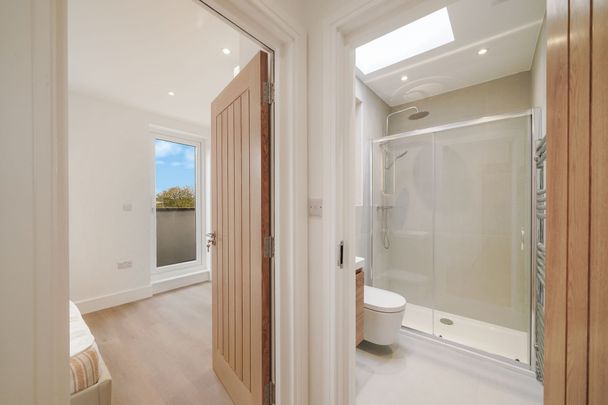 Isledon Road, London, N7 - Photo 1