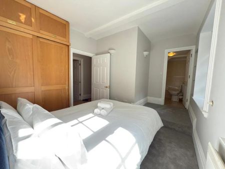 2 bedroom flat to rent - Photo 5