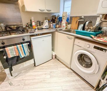 Studio to rent - Photo 6