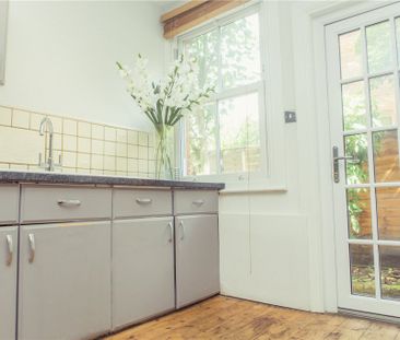 Leas Road, Guildford, Surrey, GU1 4QW - Photo 3