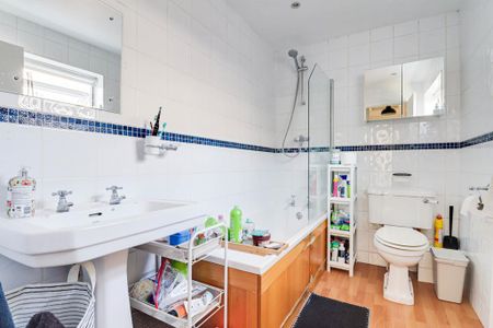 2 bedroom terraced house to rent - Photo 3