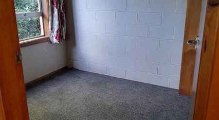 Ready to move in - Sunny 2 Bedroom in Belleknowes - Photo 2