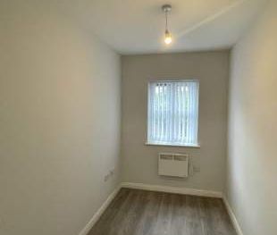 2 bedroom property to rent in Liverpool - Photo 5