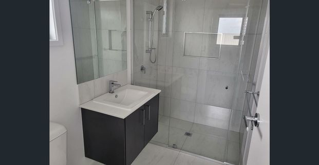 CUTE UNIT - QUIET, PRVIATE AND NEW - Photo 1