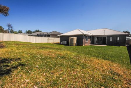 12 Hennessy Place, 2850, Mudgee Nsw - Photo 2