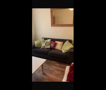 Room in a Shared House, Heald Place, M14 - Photo 1