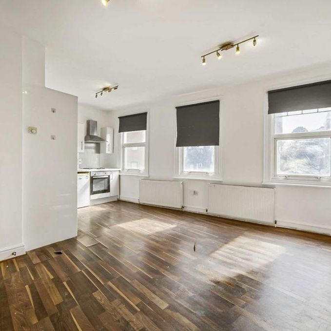1 bedroom flat to rent - Photo 1