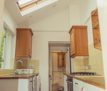 3 bedroom semi-detached house to rent - Photo 3