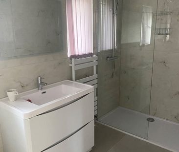 4 Bed Semi-Detached House, Montrose Road, S7 - Photo 6