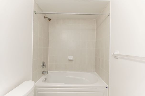 For Lease - 39 Drewry Avenue Unit# 16, Toronto, Ontario - Photo 1