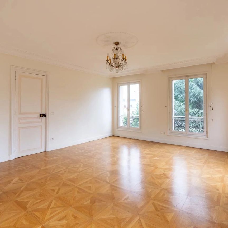 Tout savoir sur cette maison dans le quartier Les Castors, à Chatou - Photo 1