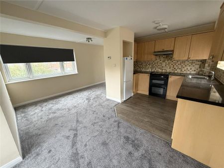 2 bedroom apartment to rent - Photo 2