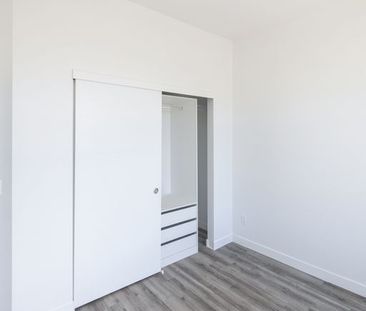 Edmonton Unfurnished townhouse Rental in West Jasper Place - Stunni... - Photo 1