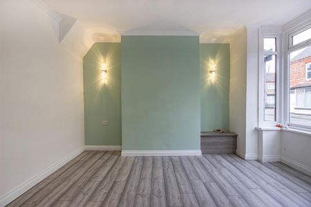 2 bedroom terraced house to rent - Photo 3