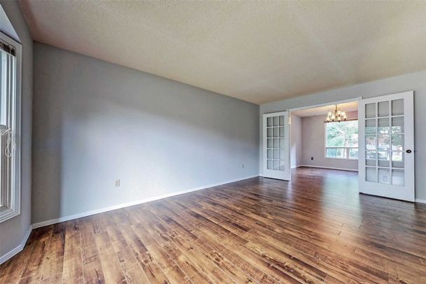 For Lease - 41 Meyer Circle, Markham, Ontario - Photo 1