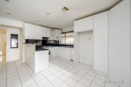 2/311 Bell Street, Coburg - Photo 3