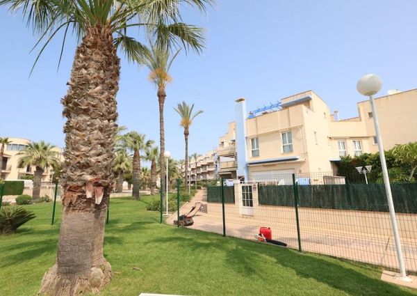 Apartamento bajo en Aguamarina.