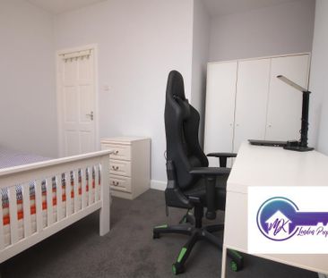 1 Bedroom Room in Flat Share To Rent - Photo 5