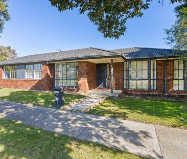 Stunning Family Retreat with Park Outlook - Photo 5