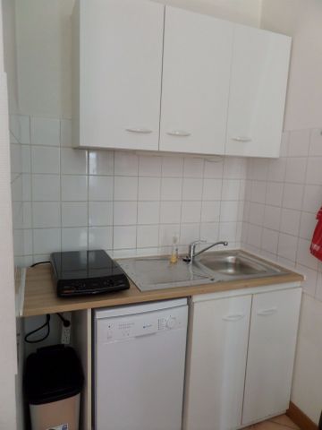 Location Appartement 1 pièce 28m² TROYES 10000 - Photo 5