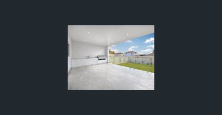 LIGHT, BRIGHT & MODERN - Photo 2