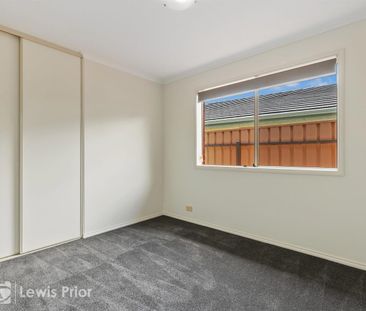 8 Chamberlain Drive, Christie Downs, SA 5164 - Photo 2