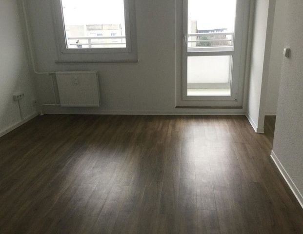 Sanierte 3-Zimmer-Wohnung mit Balkon (WBS)! - Photo 1