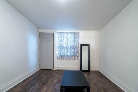 For Lease - 115A Coxwell Avenue Unit# Lower, Toronto, Ontario - Photo 3