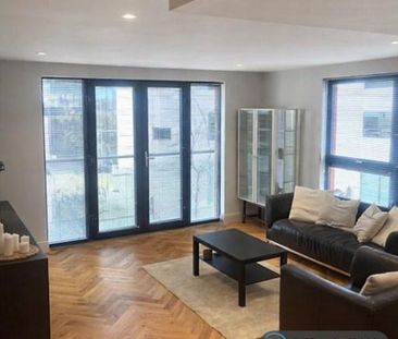 1 bedroom in a flat share to rent - Photo 1