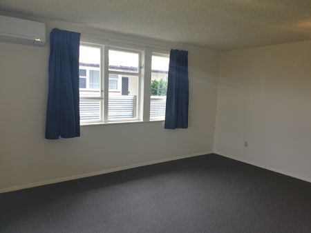 ARBROATH AVENUE, FLAXMERE - Photo 3