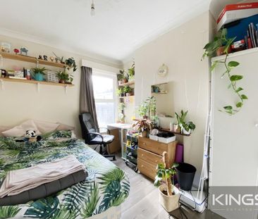 4 bedroom terraced house to rent - Photo 3