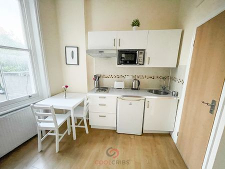 Blythe Road, Shepherds Bush, W14 - Photo 2