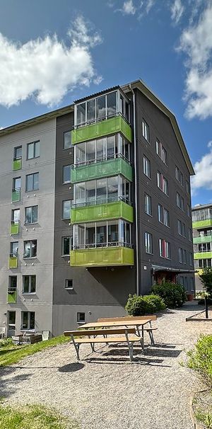 Tullingebergsvägen 1 B - Foto 1