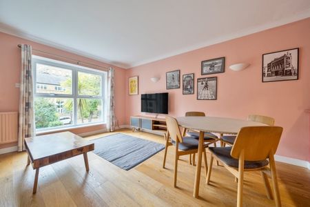 3 bedroom terraced house to rent - Photo 3