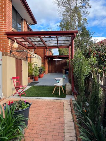 Carlingford - Photo 3