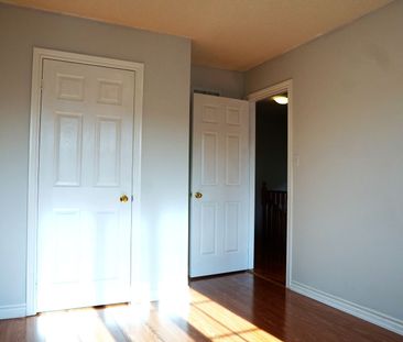 For Lease - 153 Kimono Crescent, Richmond Hill, Ontario - Photo 2